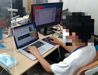 気圧計アプリ作成中の風景2