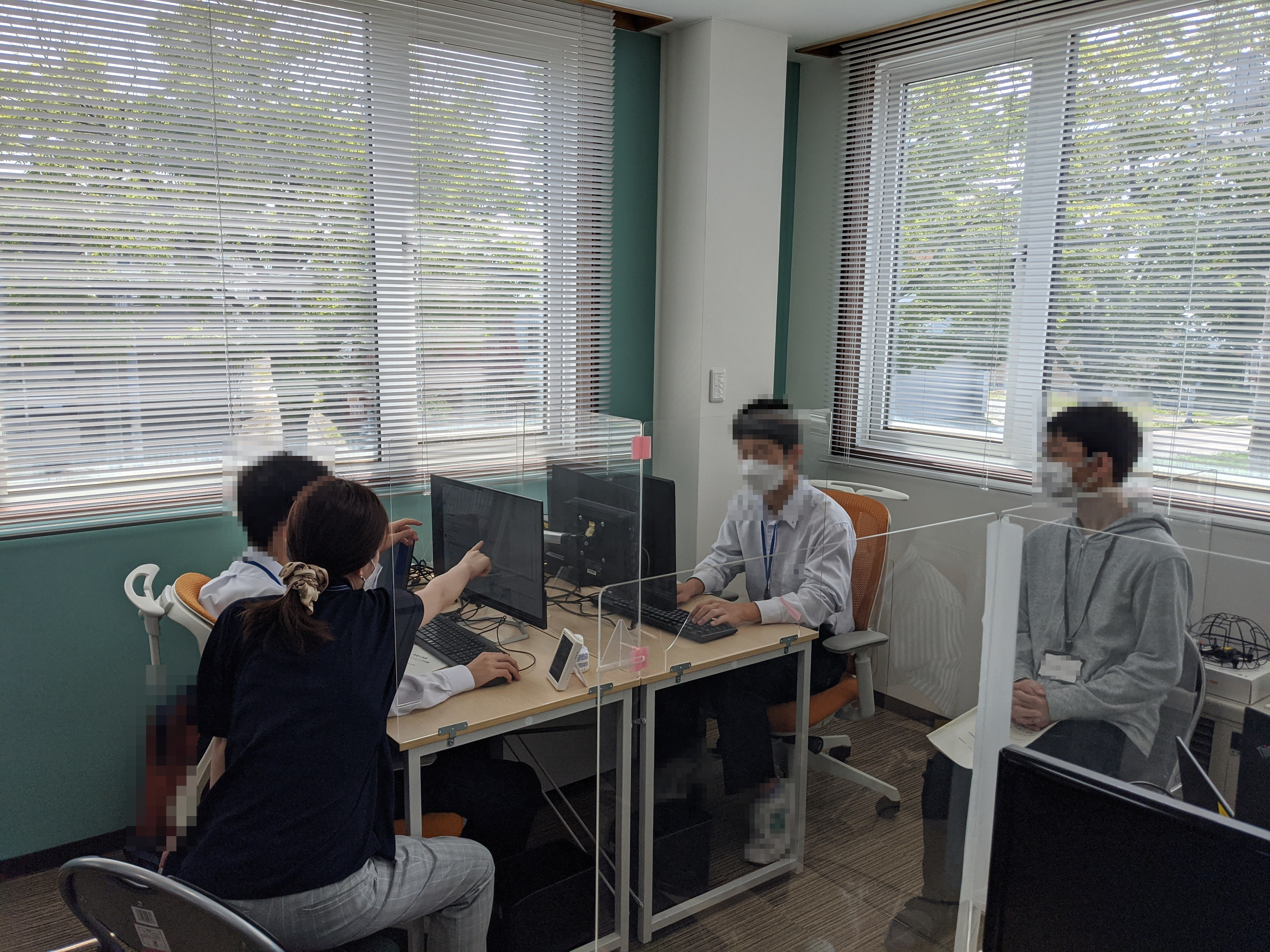 C言語プログラミング中の風景