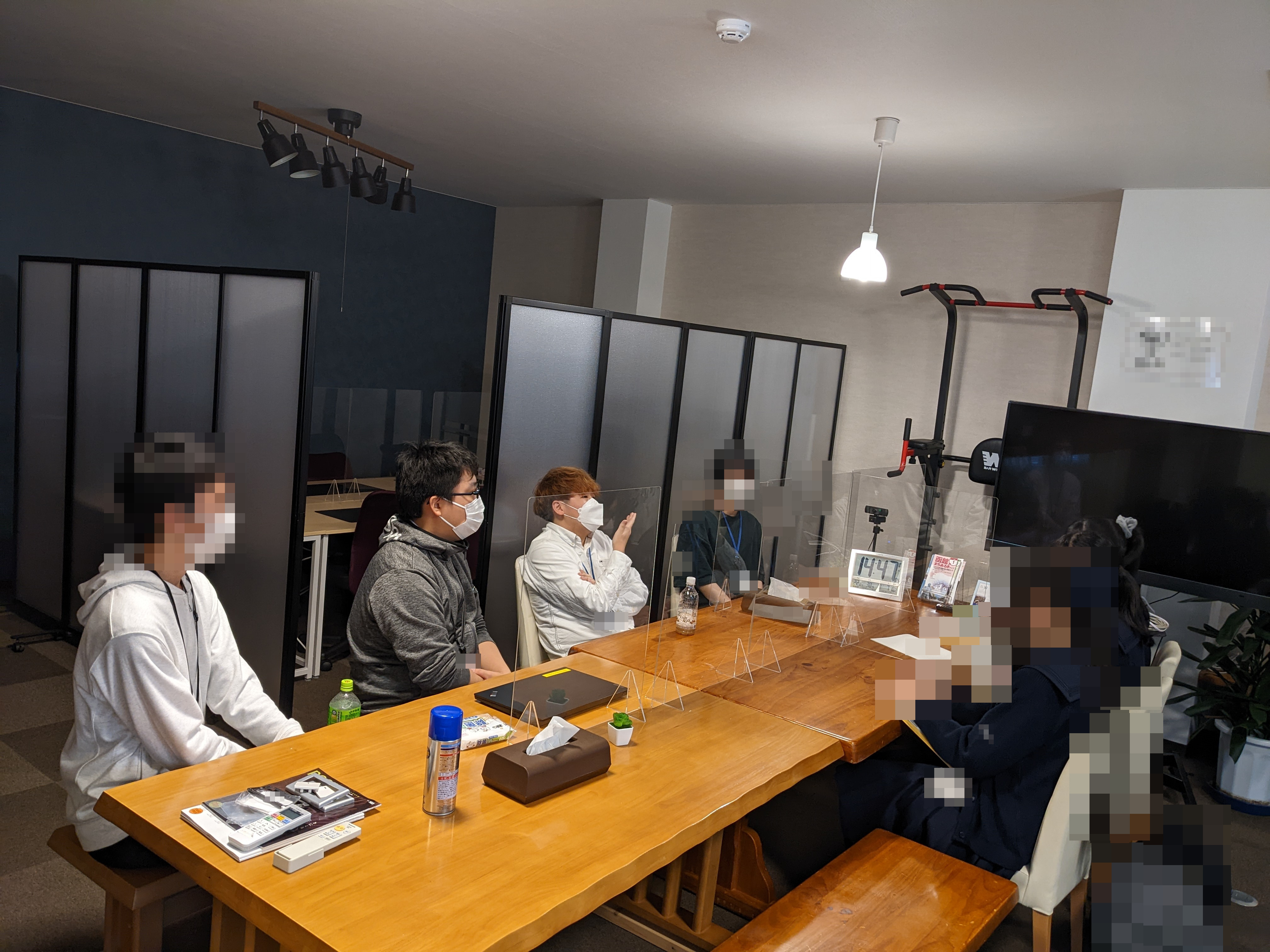 社員との交流会の風景