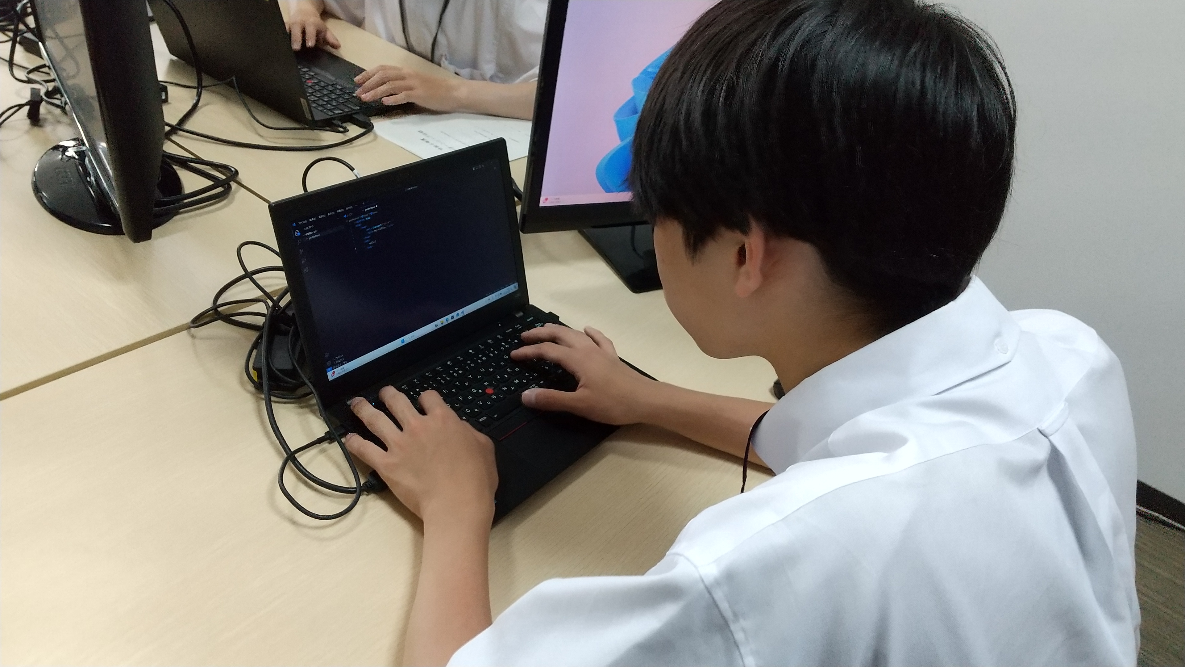 自己紹介ページの作成