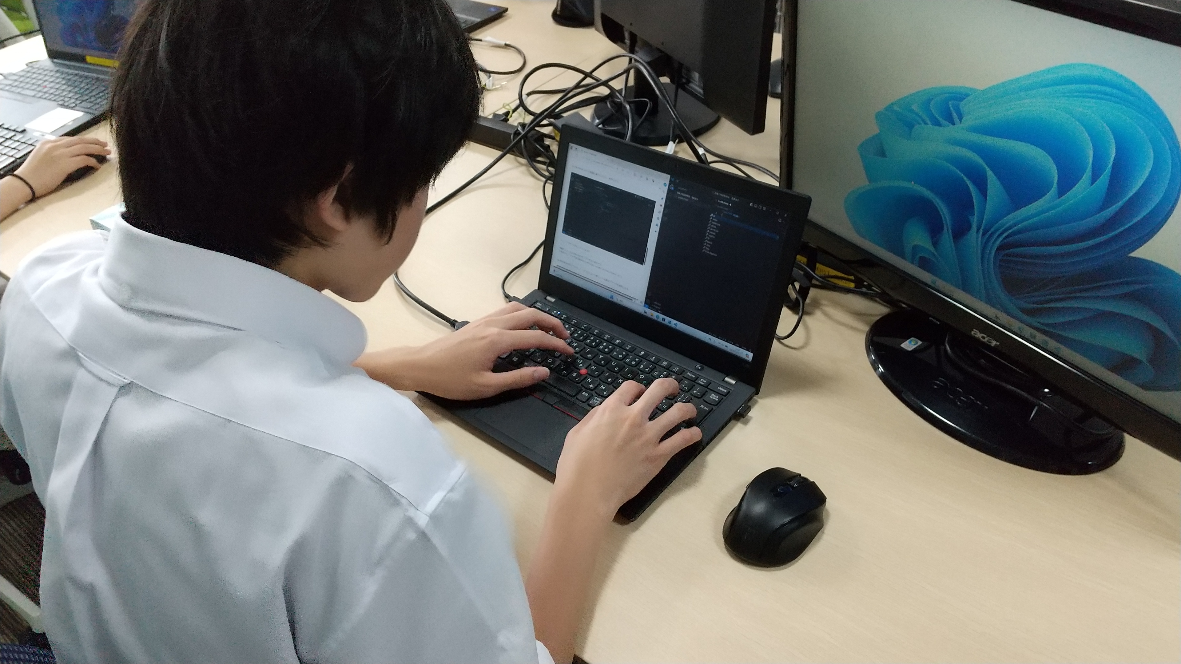 自己紹介ページの作成